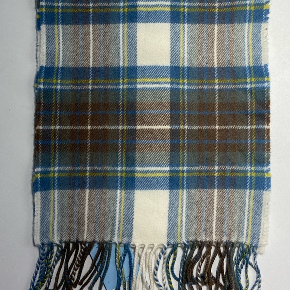 NWT Lambswool Plaid Scarf Made in Scotland Blue Ecru Tan Royal Heritage Stewart - Picture 10 of 13